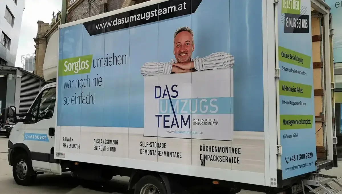 Umzugswagen von DasUmzugsteam - Firmenumzug Checkliste