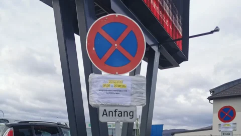 Halteverbotstafel